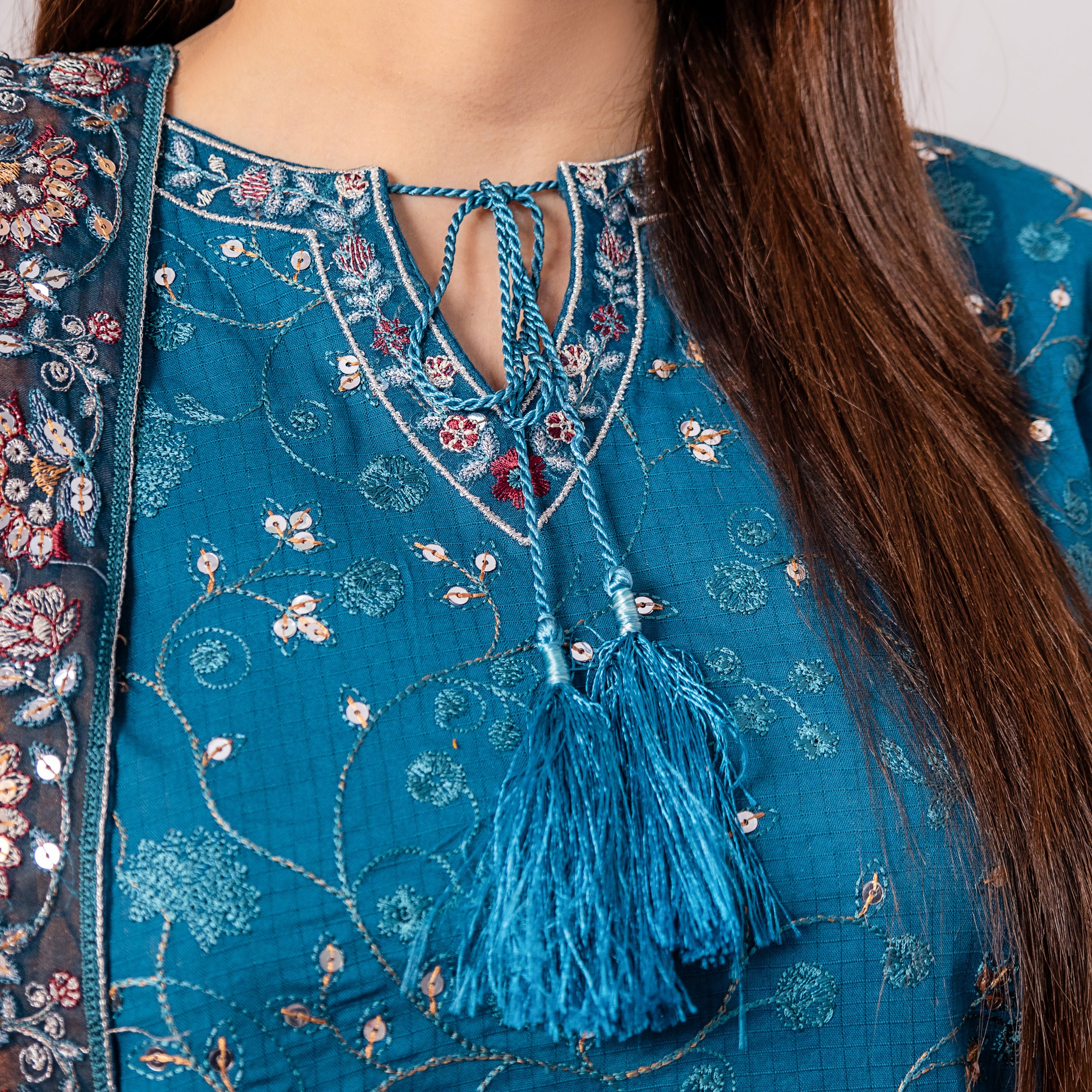Noor-e-naaz